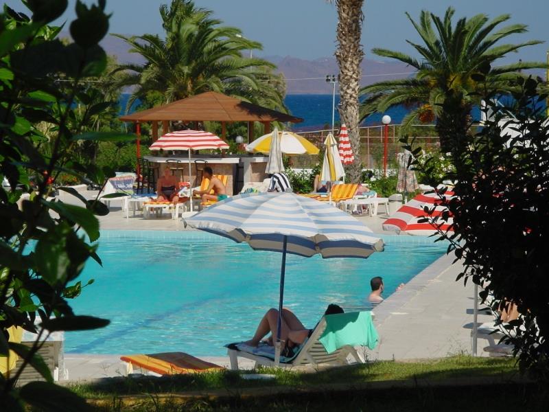 Niriides Beach Hotel Psalidi  Esterno foto