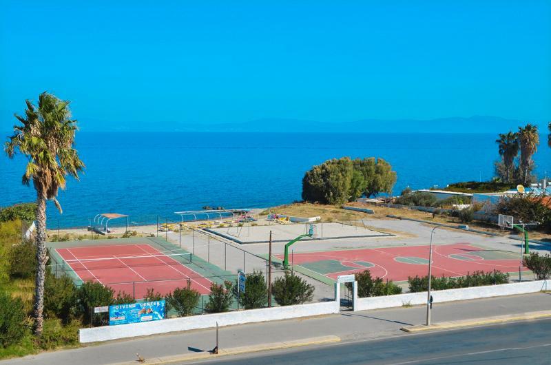 Niriides Beach Hotel Psalidi  Esterno foto